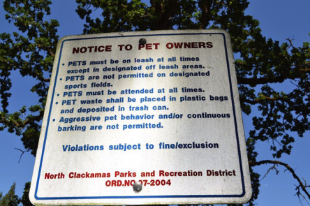 Signage: Rules for pet owners